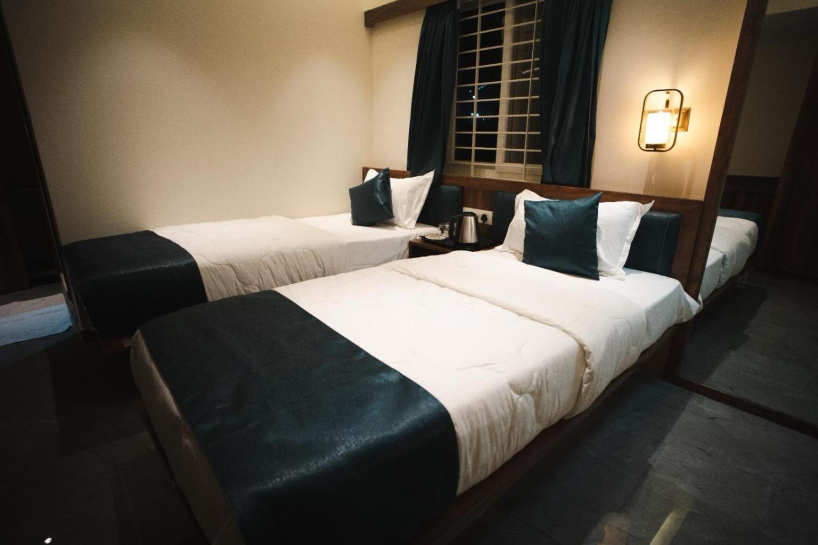 Hotel Aasare Inn 班加罗尔 外观 照片